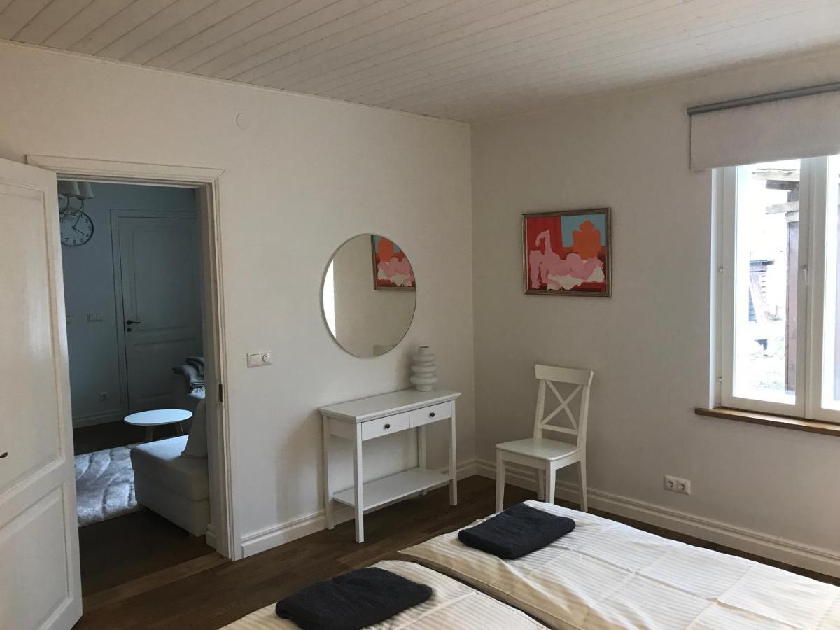 Lossi Apartment Kuressaare Ngoại thất bức ảnh